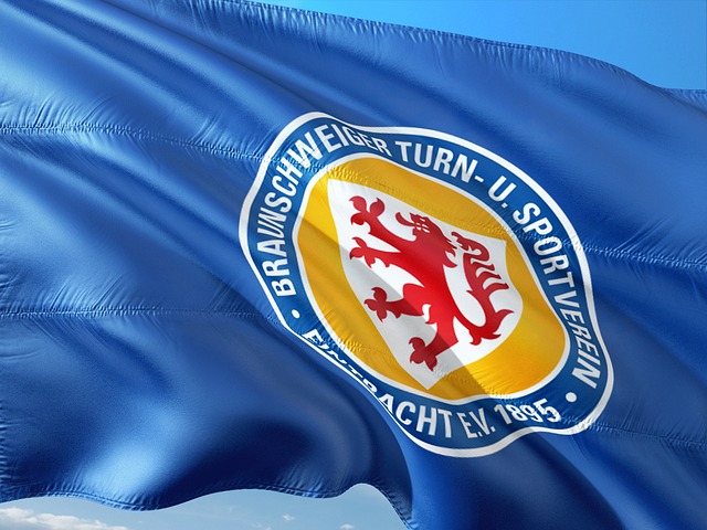 体育丨南京室内田径世锦赛：禹相赫获男子跳高冠军.